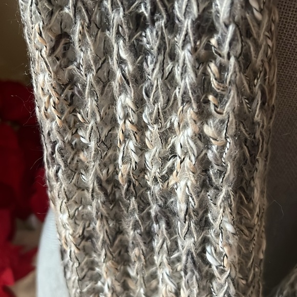 NWT Bundle of Two Altar’d State Infinity Scarves.  Pink and Ivory - Picture 3 of 3